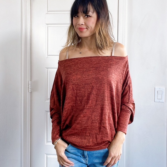 064 Cozy Off Shoulder Dolman Sleeve Oversized Top - Picture 4 of 8